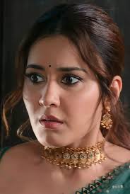 ✨😍 Queen of Universe 💕🥰 . . . . . Ten unknown Facts About #Films 1. The  first film ever made was "Roundhay Garden Scene" in 1888, directed by  French inventor Louis