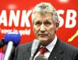 It is important that you have an active internet connection on your smartphone or tablet to use dsb. Zo Ging Dsb Bank Van Dirk Scheringa Ten Onder Na Een Bankrun In 2009