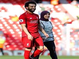 صور الاعب الشهير محمد صلاح و زوجتة ما جي. Ù…ØµØ§Ø¯Ø± Ù…Ù‚Ø±Ø¨Ø© Ø¥ØµØ§Ø¨Ø© Ø²ÙˆØ¬Ø© Ù…Ø­Ù…Ø¯ ØµÙ„Ø§Ø­ Ø¨ÙÙŠØ±ÙˆØ³ ÙƒÙˆØ±ÙˆÙ†Ø§ Ù…ØµØ±Ø§ÙˆÙ‰