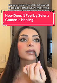 Michelle Loor's Instagram, Twitter & Facebook