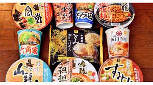 カップ ラーメン コンビニ