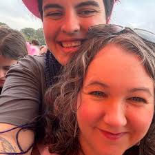 Anybody noticed that there are not vets anymore? Been to different clinics.  No one is there. Don't know what to do with my sick dog.😪