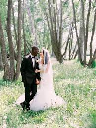 Calgary Wedding Photographers Wedding Photography Downtown Wedding City Wedding Gorgeous Wedding Couple In 2020 Wedding Photographers Downtown Wedding Wedding