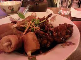 This hotel is located right next to paradigm mall and minutes away by grab/taxi to other shopping centres. Yunnie S Yummy Food