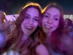 Natalie Portillo (natalieportilllo)