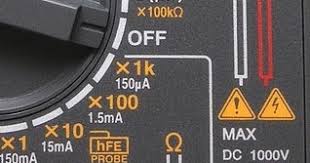 Untuk pengukuran resistor atau tahanan dengan menggunakan multimeter analog, dipelukan kalibrasi terlebih dahulu yaitu mengatur jarum supaya berada pada titik nol (0) dengan menggunakan sebuah potensio yang terdapat pada multimeter tersebut. Cara Mengukur Hambatan Resistor Dengan Multimeter Sobatbee
