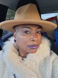 Love my hats....it's an extension of me💫💥