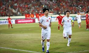 Đt việt nam sẽ có trận đấu ra quân bảo vệ ngôi vương aff cup 2020 khi gặp đt lào trong khuôn khổ bảng b aff cup 2020. Viá»‡t Nam Vs Lao Nhan Tá»' NgÆ°á»i Phap á»Ÿ Tuyá»ƒn Lao Aff Cup 2020 Vietnamnet