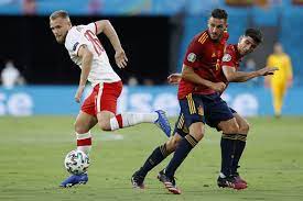 The soccer teams slovakia and spain played 4 games up to today. Ar1a9p5wtqxwpm
