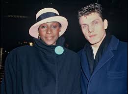 C'est dans les colonnes du magazine femme actuelle que marc lavoine a fait quelques confidences au sujet de son histoire d'amour avec sarah poniatowski. Simon Lavoine Fils Aine Du Chanteur Marc Lavoine