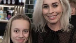 Kan man være venner med sin eks? · By Silke Grane