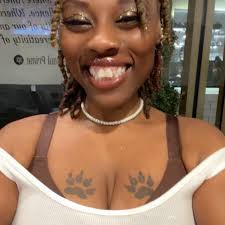 Ryan Coogler recalls the moment Chadwick Boseman chose to wait for the  perfect time to thank Denzel Washington for paying his Oxford tuition 🤯👏🏾