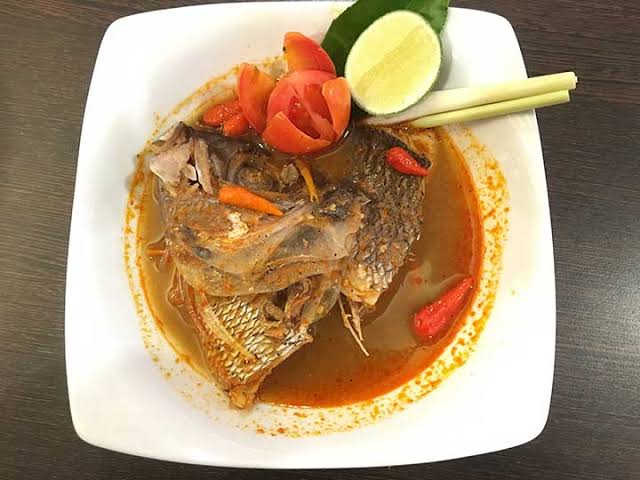 Tomyam kepala ikan