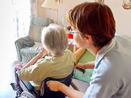 Ihre geburtsstunde ist der 15. Von Der Erfindung Der Pflegeversicherung Ndr De Nachrichten Ndr Info