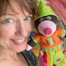 Taylor S. REP Toppe con lettere grandi con paillettes