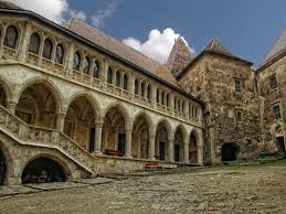 All Sizes Castelul Huniazilor Hunedoara Flickr Photo Sharing Hunedoara Architecture Photo