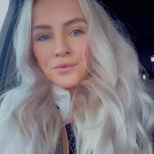 Profile for Destiny Burch