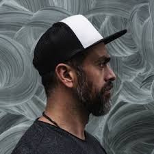 Le Cap Du Nord (feat. Arly Larivière & Parisien Fils-Aimé)