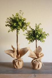 Idees Malignes Pour Faire Un Cache Pot Pas Cher Archzine Fr Objet Deco Maison Cache Pot Idees De Reception De Mariage