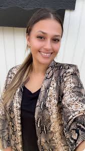 Teshina Hunt's outstanding act of kindness was evident yesterday as she  helped our ladies prepare for prom with hair and makeup services, making  their dreams come true. Our sincere appreciation goes to