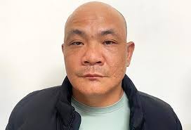 Khởi tố người cha hành hạ, làm nhục con trai 10 tuổi chỉ vì nghi con lấy  100.000 đồng