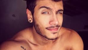 How Should A Straight Guy Wear Earrings Quora