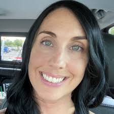 Roxanne Hanson Email & Phone Number