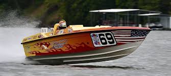 The 1994, pantera ii dc is a 19 foot outboard boat. Speed On The Water Lake Of The Ozarks Shootout Racing Recap Day 1 The Shootout Guide Online Lakeexpo Com
