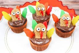 *get more recipes from raining hot coupons here* *pin it* by clicking the pin button on the image above! Thanksgiving Turkey Cupcake Recipe