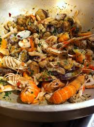 Linguine Con Sugo Al Pesce Misto I Sapori Dei Ricordi