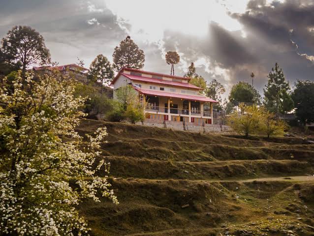 The Dak Bungalow – Mountain Design