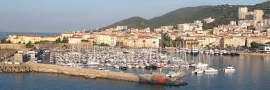 Pollutants can be natural, such as volcanic ash. L Air Corse Toujours Pollue Par Les Particules Fines