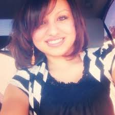 Nicole Apodaca (@ApodacaXoxo)