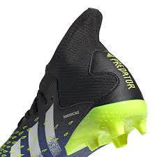 Parmi les grandes innovations de la adidas predator, demonskin est sans doute l'une des plus fameuses. Adidas Predator Freak 3 Fg Kinder Fy0613