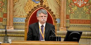 Most már tudjuk, mennyit ér az a szó, hogy ficsúr, ha fideszesre mondják. Search Search Videos News About Us Tovabb A Fidesz Hu Ra Hungary S Interest Lies In The Emergence Of A Peaceful Calm And Constructive Balance In The World Speaker Of Parliament Laszlo Kover Told Commercial News Channel Hirtv Marking