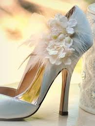 Shoe Clips Ivory Hydrangeas Elegant Bridesmaid Bride Wedding Etsy Shoe Clips Wedding Pumps Bridal Shoes