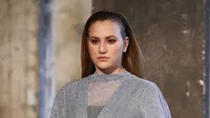 Am donnerstag findet das finale von germany's next topmodel statt. Hebefigur Ein Problem Gntm Beauty Dascha Verrat Ihr Gewicht Youtube