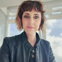 100+ profili “Amelia”