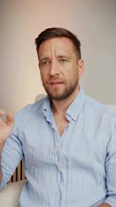 HINSCHAUEN 💛 Antidepressiva sind kein Zeichen von Schwäche. Sie können  Halt geben, wenn alles zu viel ist. Und manchmal ist genau das nötig. Doch  Medikamente nehmen dir nicht den