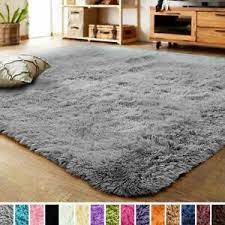 Karpet lantai bulu karakter rasfur permadani plastik karet dan puzzle.seperti karpet berbahan bulu ini misalnya. Karpet Bulu Rasfur Premium Tebal 5 Ukuran 160 X 100 Lebih Panjang Dan Tebal Shopee Indonesia