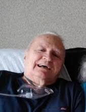 Kimberly Lanning's Instagram, Twitter & Facebook