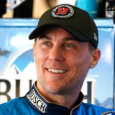 Kevin Harvick headlines NASCAR K&N West opener at Kern County