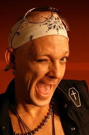 The Velcro Pygmies Diaries: Artist Spotlight: Chris "The Body" Eddins