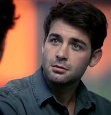 Roderick Zoo Tv Show Karl Urban Handsome Men