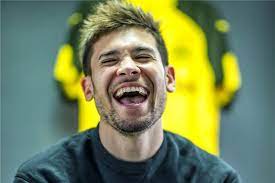 Wann wurde raphaël guerreiro geboren ? Raphael Guerreiro Uber Familie Verletzungen Und Seine Begeisterung Fur Den Bvb