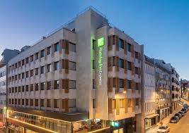 Excellent location — rated 9.3/10! Holiday Inn Express Porto City Center Prices Hotel Reviews Portugal Tripadvisor