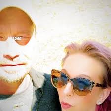 Christina Lee Hoopengardner and James Aron Sullivan's Wedding Registry