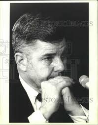 W. Herbert Hunt, Dallas, Texas at Senate Agriculture Committee, 1980  vintage press photo print