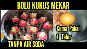 Bolu kukus karamel mekar pasti yang ada dibayangan kita sudah tertuju pada bolu kukus karamel cup yang mengembang dengan sempurna hingga membentuk bongkahan. Resep Bolu Kukus Mekar Tanpa Sprite Youtube