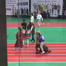 Btob S Eunkwang And Sungjae Are Sure To Steal The Show At The 2016 Idol Star Athletics Championships Idol Btob Athlete